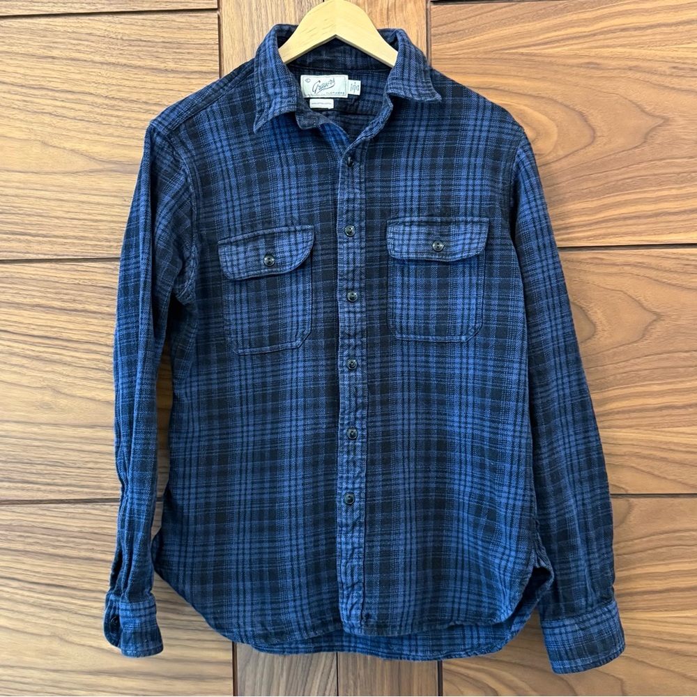 Grayers Clothiers Men's Classic Flannel Blue & Black Plaid Shirt EUC - Sz M